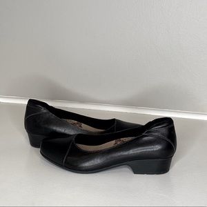 Taos Black Flats, NWOT